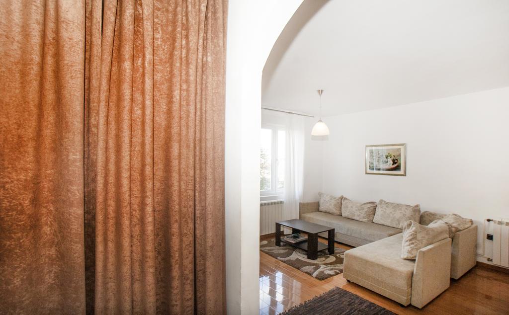 Apartment Rubin Dordegol Szoba fotó